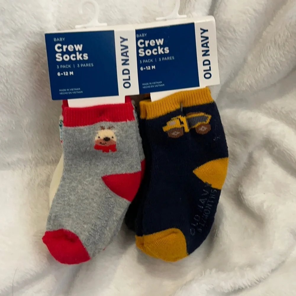 New set/2 6-12mth baby socks